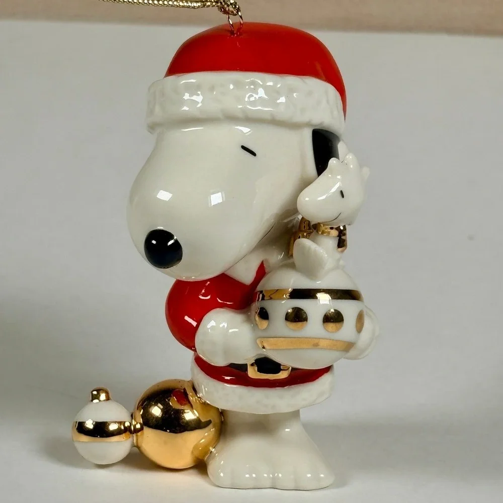 Lenox Peanuts SNOOPY'S CHRISTMAS SPIRIT Christmas‎ Ornament Gold Accents in Box